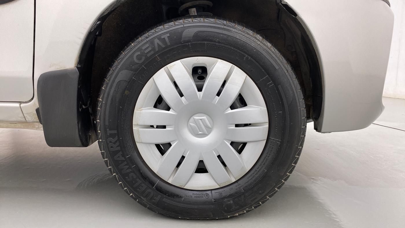 2022 Maruti Alto LXI O, Petrol, Manual, 7,372 km, Right Front Wheel