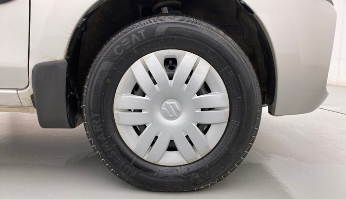 2022 Maruti Alto LXI O, Petrol, Manual, 7,372 km, Right Front Wheel