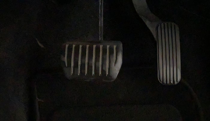 2021 Tata Safari XZA PLUS, Diesel, Automatic, 72,667 km, Pedals