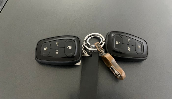 2022 Tata TIGOR XZ CNG, CNG, Manual, 69,926 km, Key Close Up