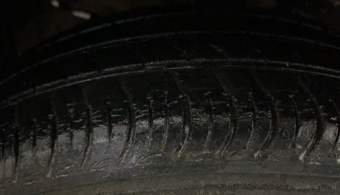 2021 Maruti S PRESSO VXI (O), Petrol, Manual, 39,303 km, Left Front Tyre Tread