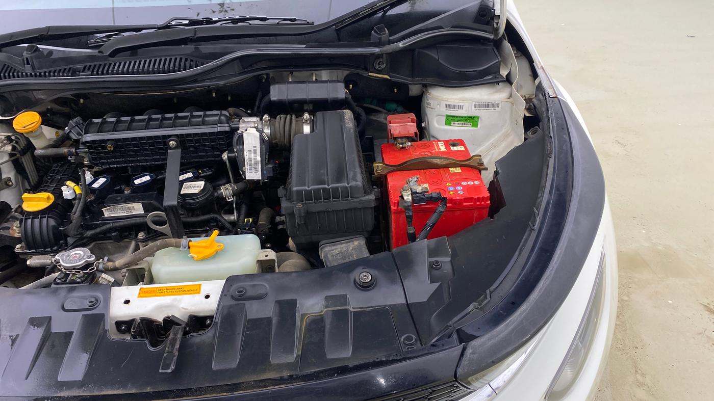 2023 Tata ALTROZ XZ (O) PETROL, Petrol, Manual, 52,627 km, Engine View - Left