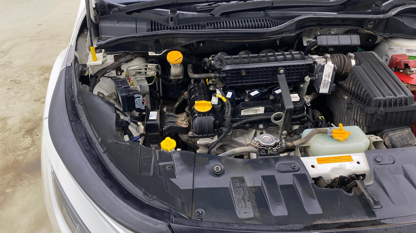 2023 Tata ALTROZ XZ (O) PETROL, Petrol, Manual, 52,627 km, Engine View - Right