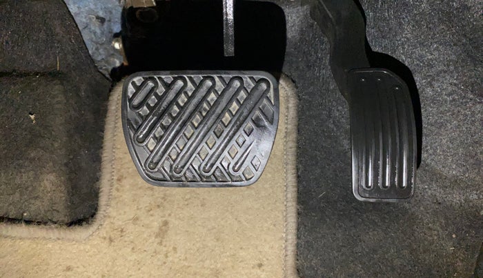 2016 Nissan Micra XV CVT, Petrol, Automatic, 58,477 km, Pedals