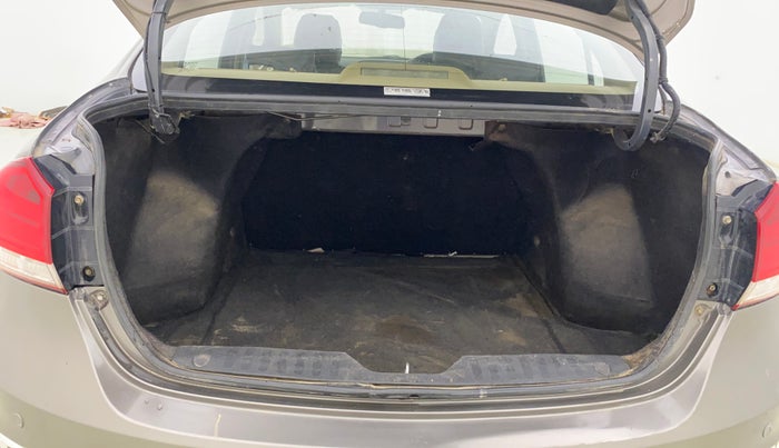 2018 Maruti Ciaz ALPHA DIESEL 1.3, Diesel, Manual, 97,854 km, Boot Inside