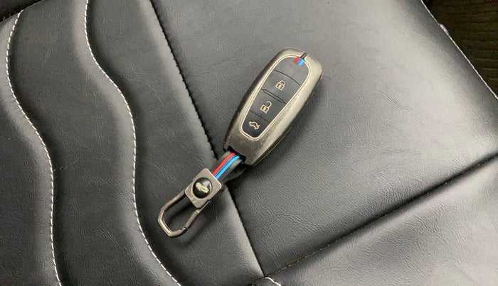 2018 Maruti Ciaz ALPHA DIESEL 1.3, Diesel, Manual, 97,854 km, Key Close Up