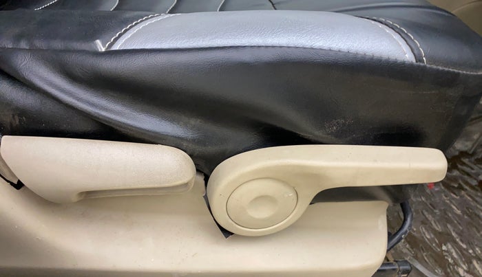 2018 Maruti Ciaz ALPHA DIESEL 1.3, Diesel, Manual, 97,854 km, Driver Side Adjustment Panel