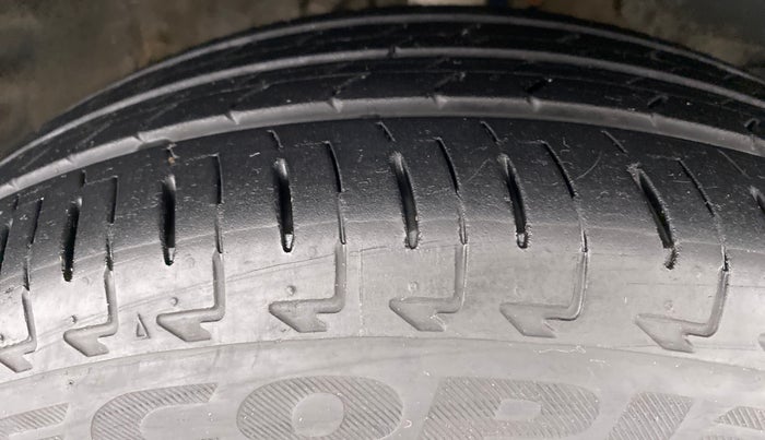 2010 Honda City V MT PETROL, Petrol, Manual, 92,262 km, Right Front Tyre Tread