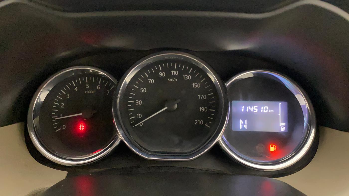2017 Nissan Terrano XV D PREMIUM AMT, Diesel, Automatic, 1,14,508 km, Odometer Image