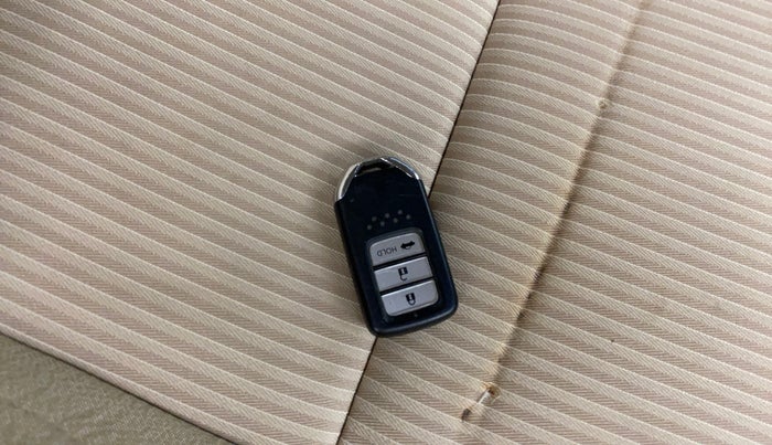 2021 Honda Amaze 1.2L I-VTEC V, Petrol, Manual, 49,676 km, Key Close Up