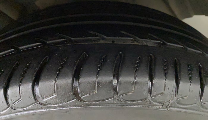 2021 Ford Ecosport TITANIUM + 1.5L PETROL AT, Petrol, Automatic, 32,286 km, Left Rear Tyre Tread