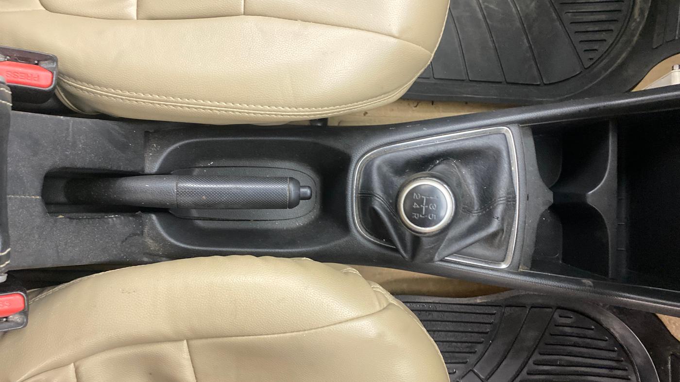 2022 Honda Amaze 1.2L I-VTEC VX, Petrol, Manual, 83,091 km, Gear Lever