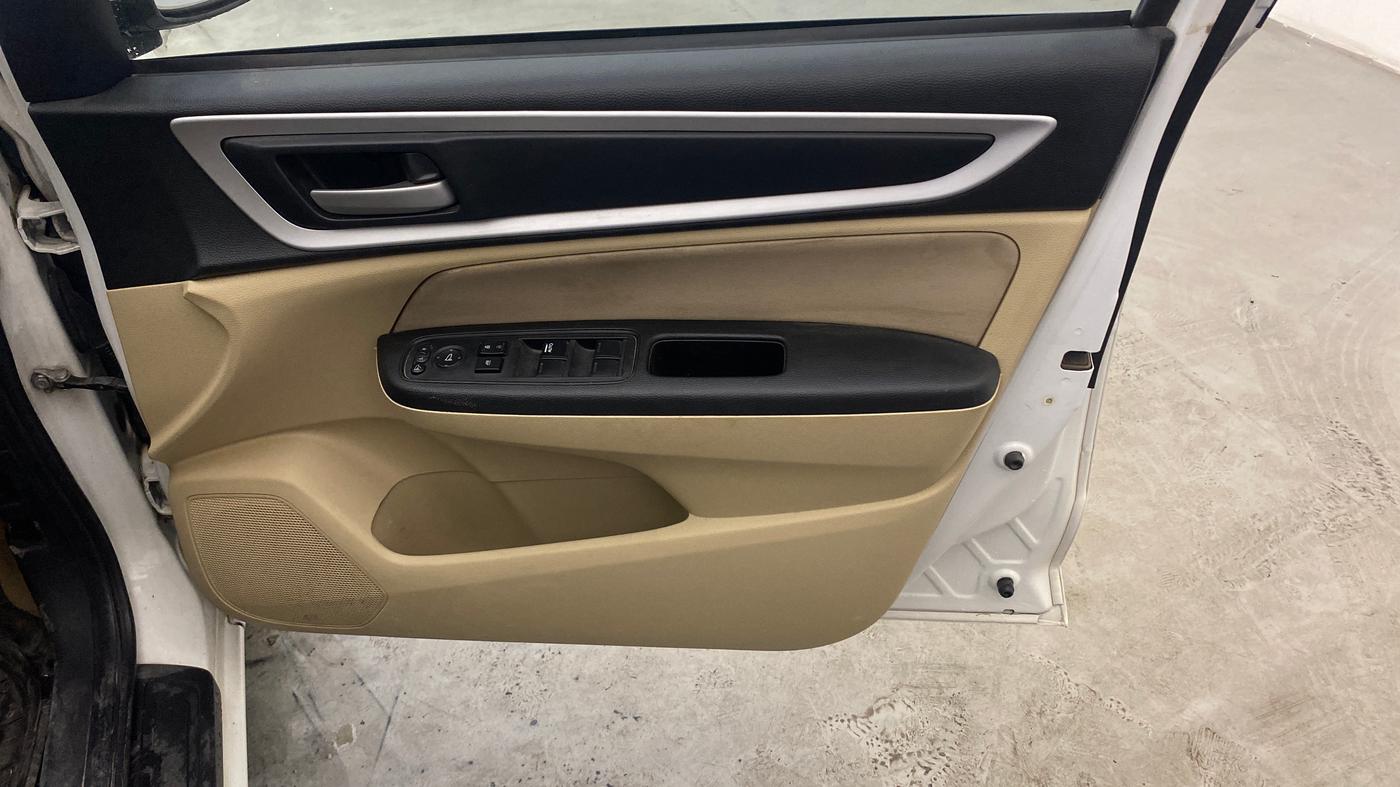 2022 Honda Amaze 1.2L I-VTEC VX, Petrol, Manual, 83,091 km, Driver Side Door Panels Control