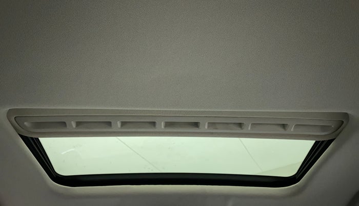 2021 Tata NEXON XZA PLUS SUNROOF DIESEL DUAL TONE, Diesel, Automatic, 29,671 km, Moonroof/ Sunroof