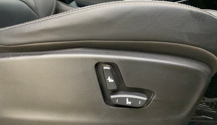 2020 MG HECTOR SHARP 1.5 DCT PETROL, Petrol, Automatic, 64,041 km, Driver Side Adjustment Panel