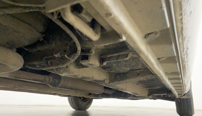 2012 Maruti Swift Dzire VXI, Petrol, Manual, 50,624 km, Right Side Underbody