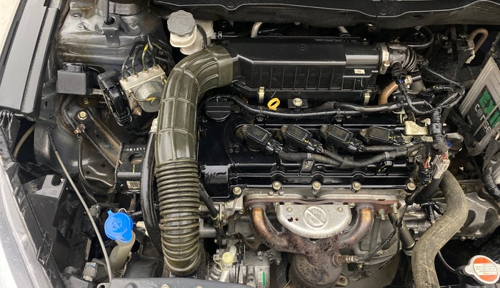 2022 Maruti Ciaz ZETA 1.5 SHVS MT PETROL, Petrol, Manual, 31,173 km, Engine View - Right