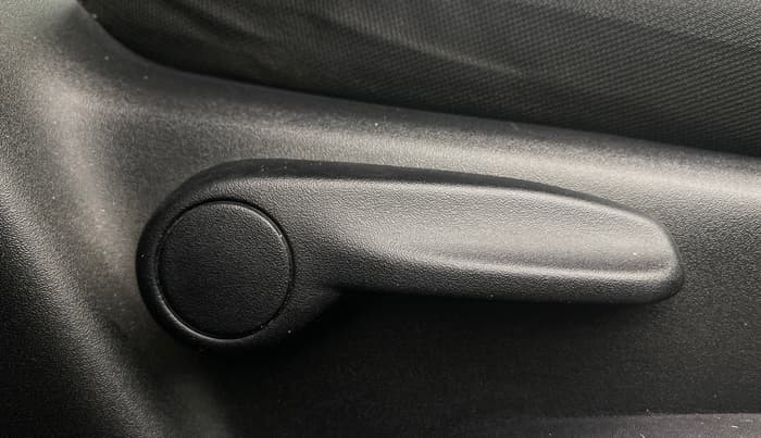 2019 Jeep Compass SPORT PLUS 1.4 PETROL, Petrol, Manual, 34,336 km, Driver Side Adjustment Panel