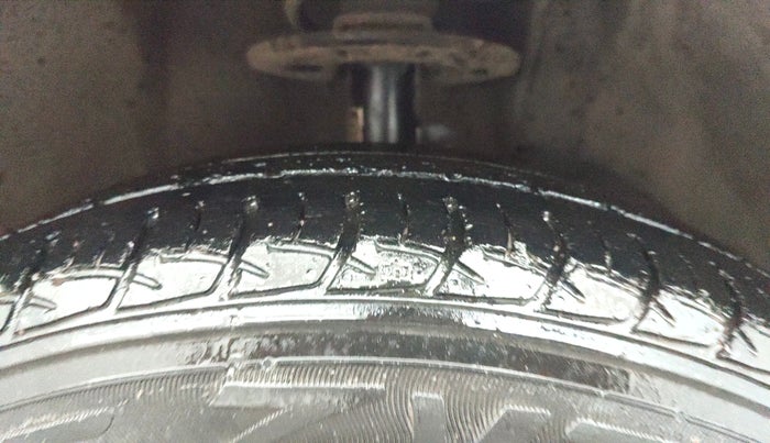 2018 Maruti Baleno DELTA PETROL 1.2, Petrol, Manual, 64,603 km, Right Front Tyre Tread