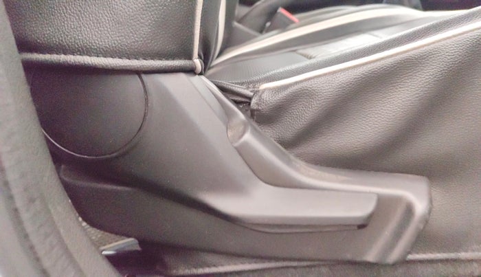 2018 Maruti Baleno DELTA PETROL 1.2, Petrol, Manual, 64,603 km, Driver Side Adjustment Panel