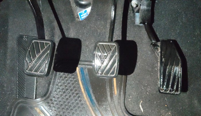 2018 Maruti Baleno DELTA PETROL 1.2, Petrol, Manual, 64,603 km, Pedals