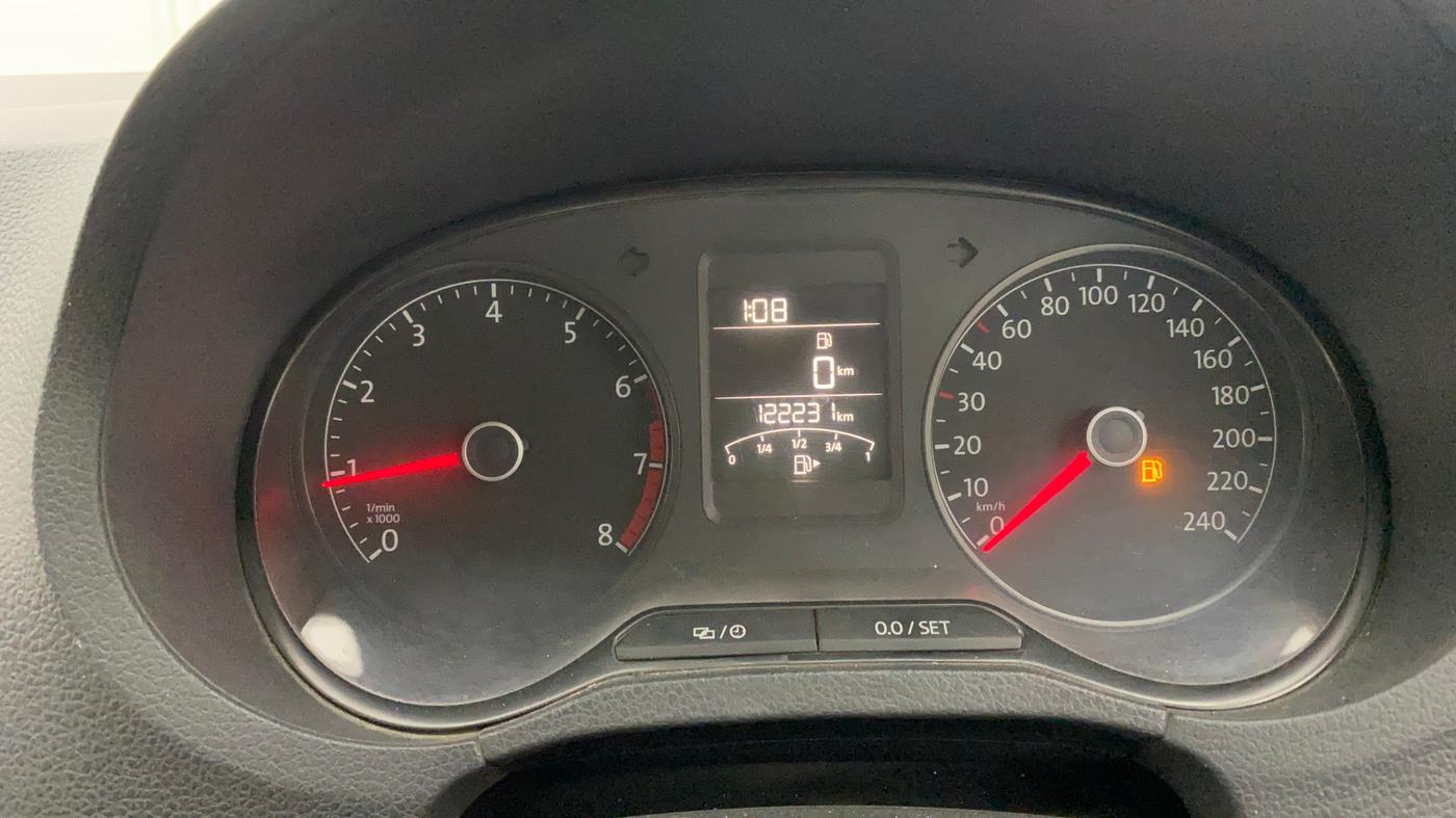 2017 Volkswagen Ameo COMFORTLINE 1.2L, Petrol, Manual, 1,22,241 km, Odometer Image
