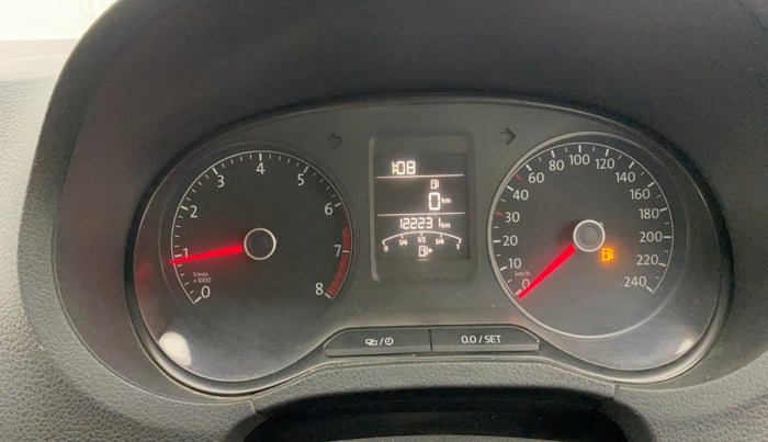 2017 Volkswagen Ameo COMFORTLINE 1.2L, Petrol, Manual, 1,22,241 km, Odometer Image