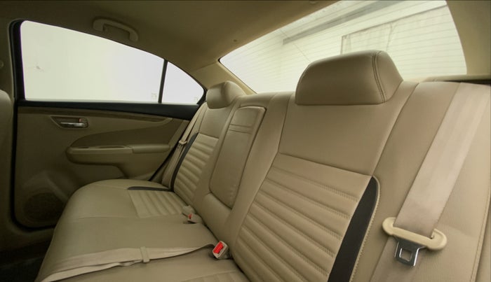 2019 Maruti Ciaz DELTA 1.5 SHVS MT PETROL, Petrol, Manual, 49,281 km, Right Side Rear Door Cabin