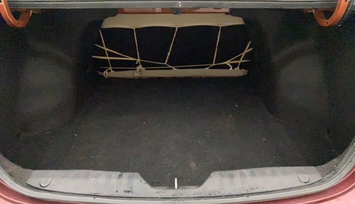 2019 Maruti Ciaz DELTA 1.5 SHVS MT PETROL, Petrol, Manual, 49,281 km, Boot Inside