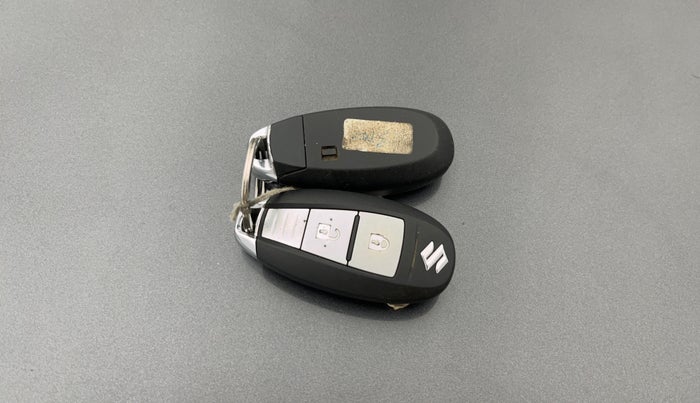 2017 Maruti Baleno ZETA CVT PETROL 1.2, Petrol, Automatic, 69,821 km, Key Close Up