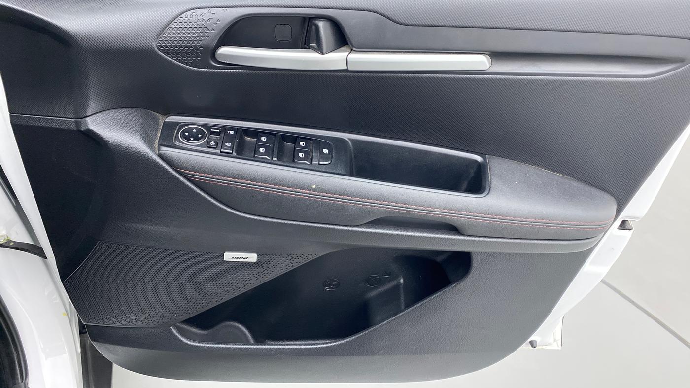 2022 KIA SONET GTX PLUS 1.5, Diesel, Manual, 3,713 km, Driver Side Door Panels Control