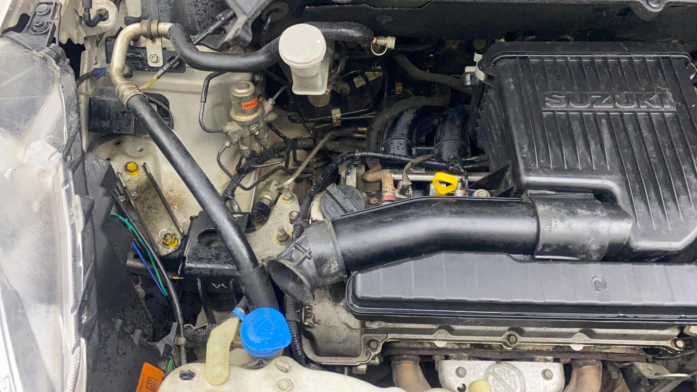 2013 Maruti Ertiga VXI, Petrol, Manual, 1,12,409 km, Engine View - Right