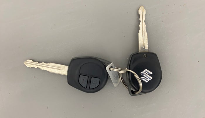 2013 Maruti Ertiga VXI, Petrol, Manual, 1,12,352 km, Key Close Up