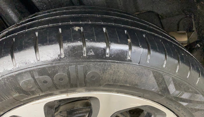 2022 Maruti Baleno ALPHA 1.2 AGS, Petrol, Automatic, 39,962 km, Right Rear Tyre Tread