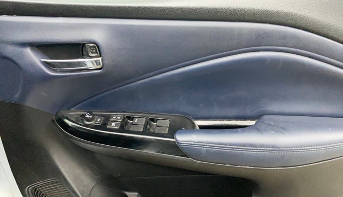 2022 Maruti Baleno ALPHA 1.2 AGS, Petrol, Automatic, 39,962 km, Driver Side Door Panels Control