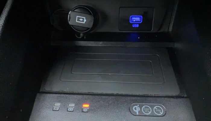 2018 Hyundai Creta 1.6 SX (O) CRDI, Diesel, Manual, 58,600 km, Wireless Charger