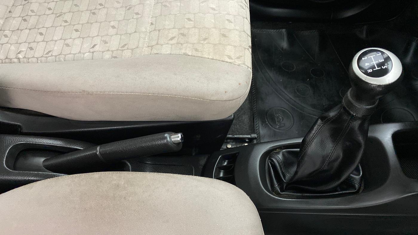 2014 Maruti Wagon R 1.0 VXI, Petrol, Manual, 21,501 km, Gear Lever