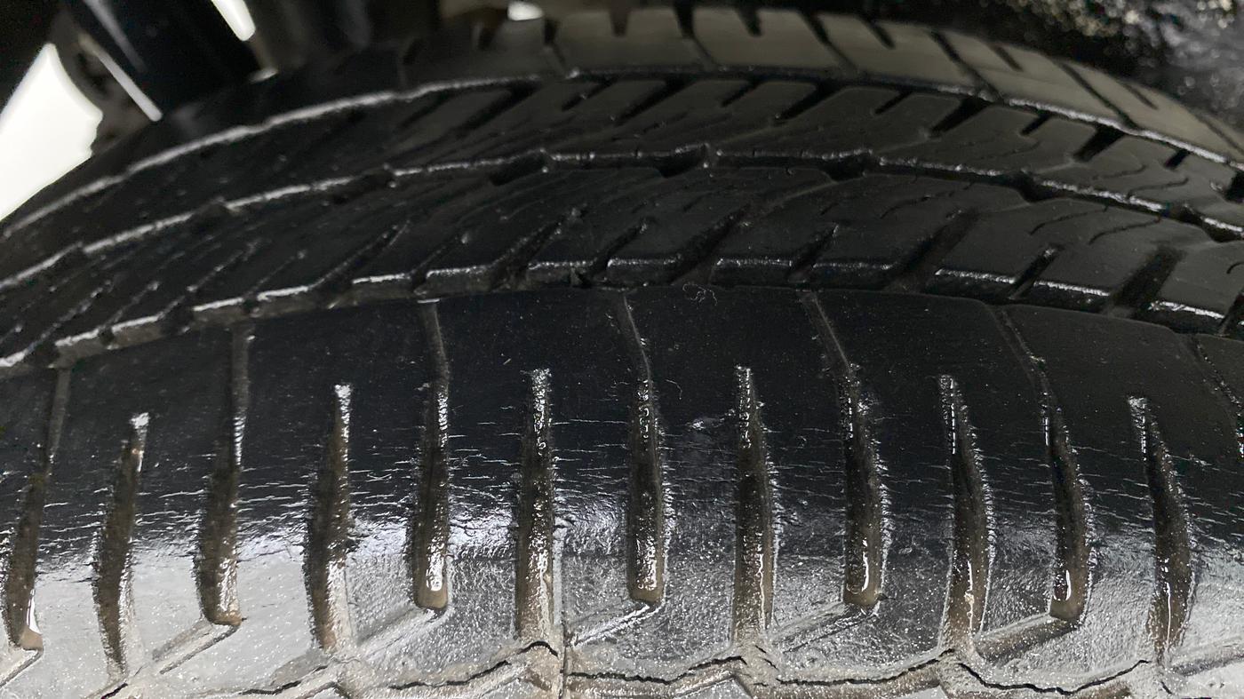 2014 Maruti Wagon R 1.0 VXI, Petrol, Manual, 21,501 km, Right Rear Tyre Tread