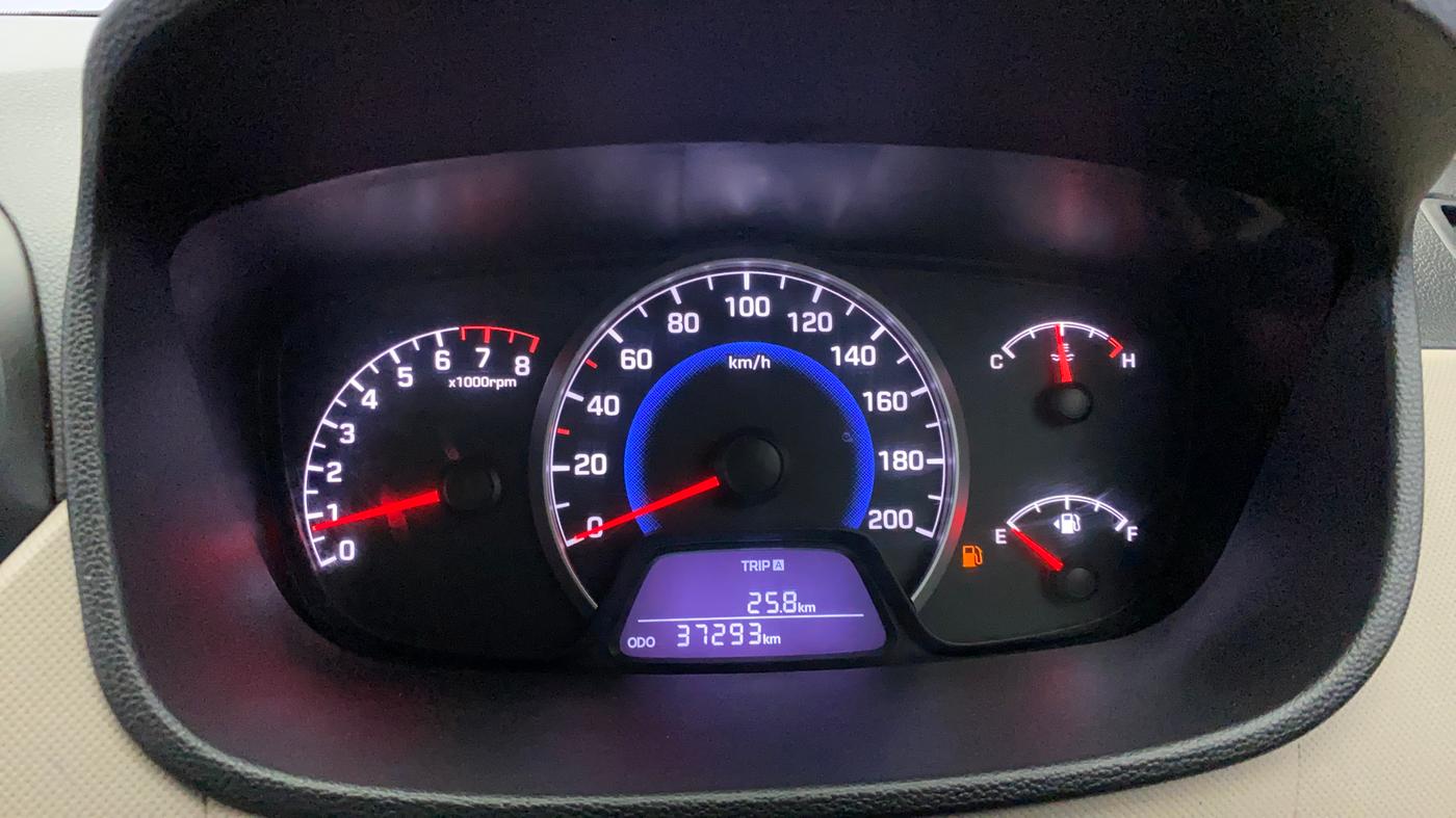 2015 Hyundai Grand i10 MAGNA 1.2 KAPPA VTVT, Petrol, Manual, 37,267 km, Odometer Image
