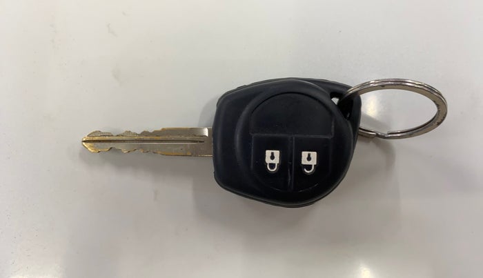 2015 Maruti Swift Dzire VXI, Petrol, Manual, 94,311 km, Key Close Up