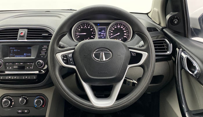 2016 Tata Tiago XZ 1.2 REVOTRON, Petrol, Manual, 52,861 km, Steering Wheel Close Up