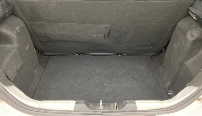 2016 Tata Tiago XZ 1.2 REVOTRON, Petrol, Manual, 52,861 km, Boot Inside