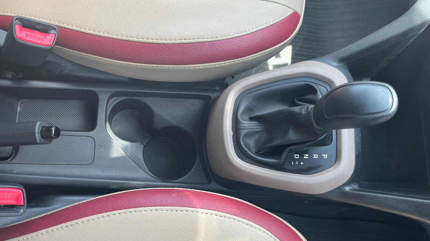 2016 Hyundai Grand i10 MAGNA AT 1.2 KAPPA VTVT, Petrol, Automatic, 20,698 km, Gear Lever