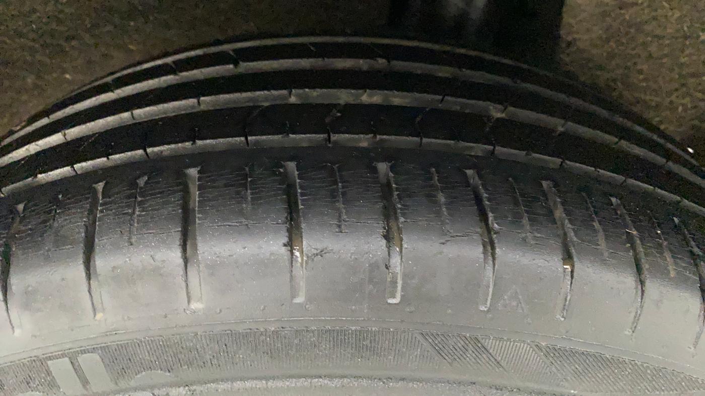 2017 Maruti Baleno ZETA CVT PETROL 1.2, Petrol, Automatic, 36,868 km, Left Rear Tyre Tread