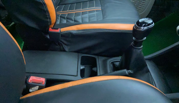 2021 Renault TRIBER RXT, Petrol, Manual, 70,501 km, Gear Lever