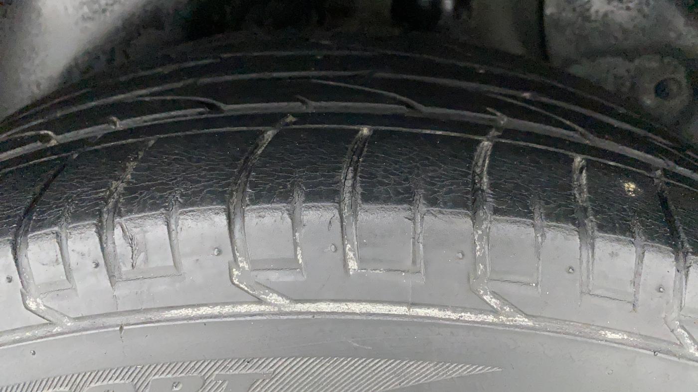 2017 Hyundai Creta 1.6 SX PLUS AUTO PETROL, Petrol, Automatic, 50,179 km, Left Rear Tyre Tread