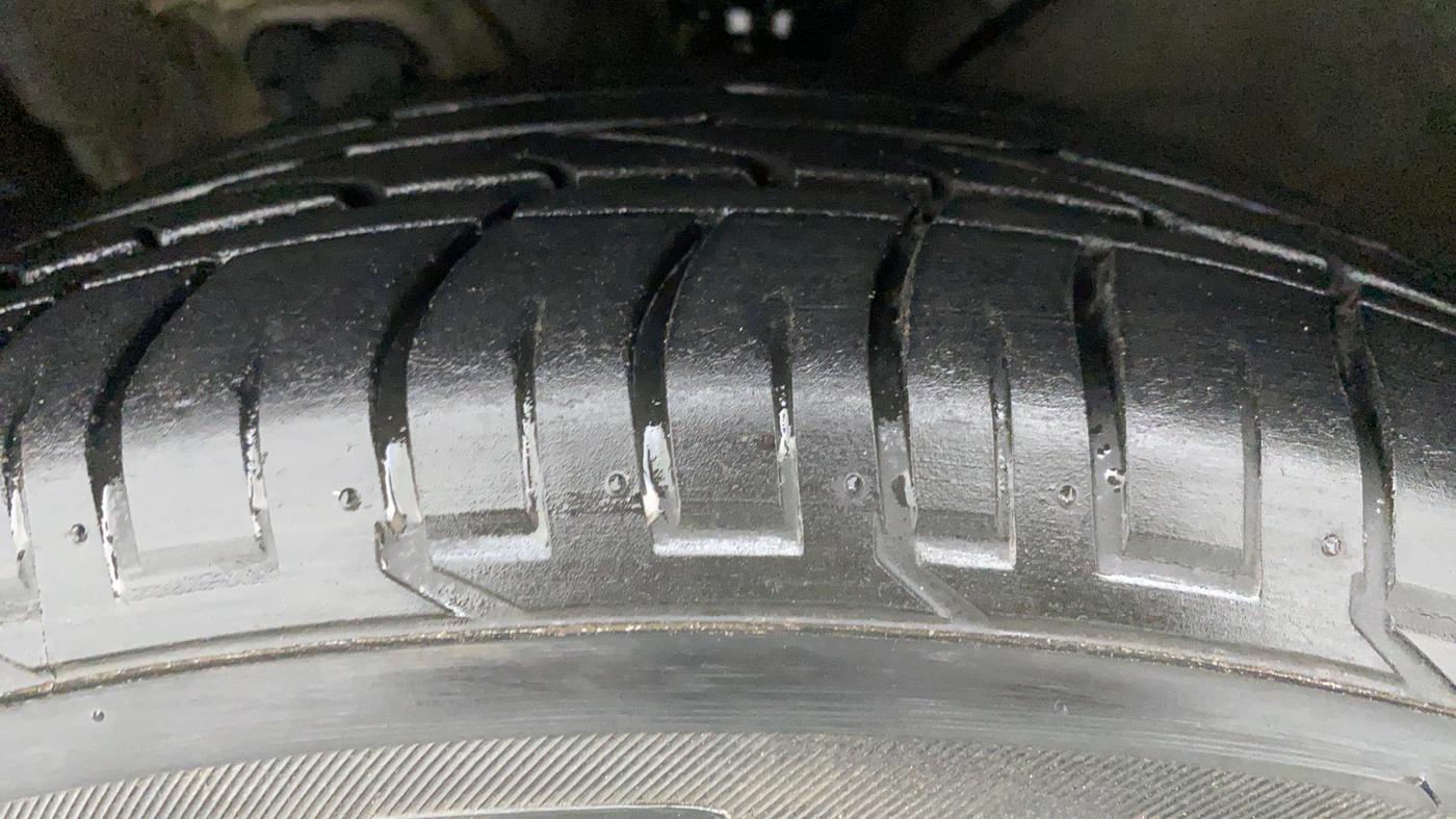 2017 Hyundai Creta 1.6 SX PLUS AUTO PETROL, Petrol, Automatic, 50,179 km, Left Front Tyre Tread