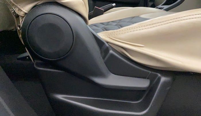 2020 Maruti New Wagon-R VXI 1.0, Petrol, Manual, 9,598 km, Driver Side Adjustment Panel