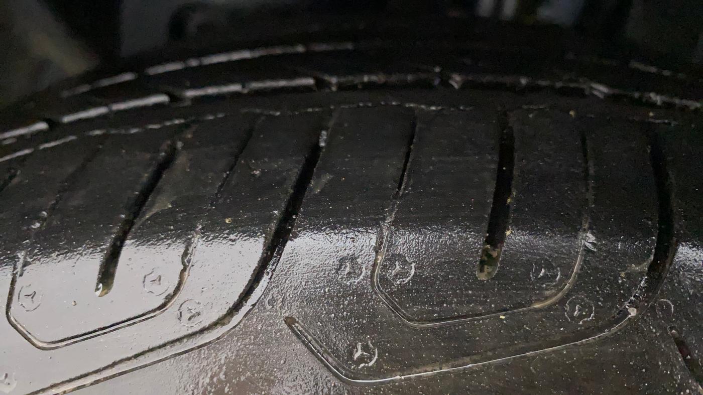 2016 Ford Ecosport TITANIUM 1.5L PETROL AT, Petrol, Automatic, 74,570 km, Left Front Tyre Tread