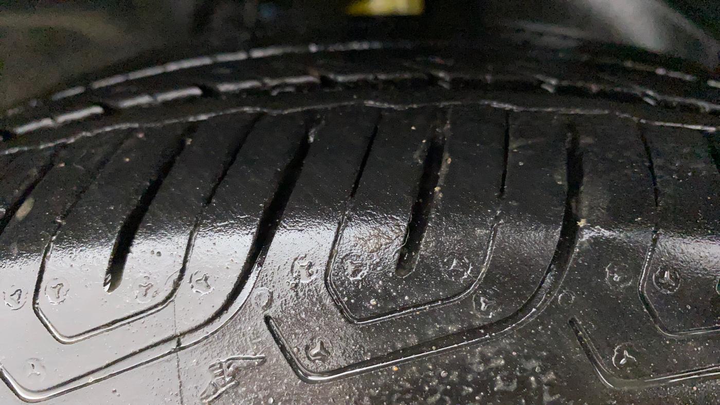 2016 Ford Ecosport TITANIUM 1.5L PETROL AT, Petrol, Automatic, 74,570 km, Right Front Tyre Tread